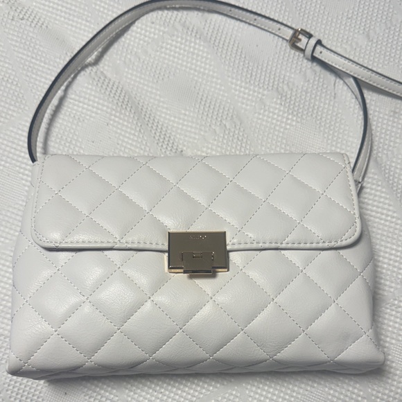 Aldo Handbags - Aldo *PreLoved* Elegant White Quilted Shoulder Bag